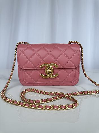 Chanel Mini Flap Bag Lambskin Gold Pink 19x13.5x7cm