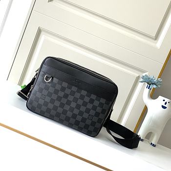 Louis Vuitton LV Trocadero Black Damier 29x21x8cm