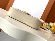 Celine Teen Lola Shiny Calfskin White 20x11.5x5cm - 5