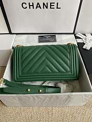 Chanel Leboy Bag Green Caviar Chevron Gold 25cm - 2