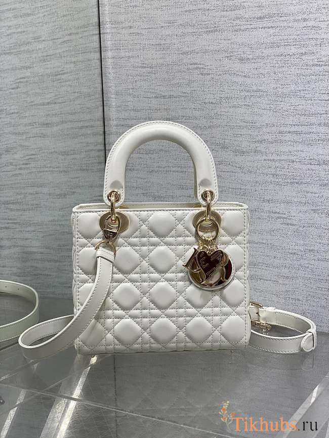 Dior Dioramour Small Lady Bag White Lambskin 20 x 17 x 8 cm - 1