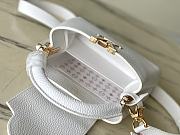 Louis Vuitton LV Mini Capucines Bag White 21x13.6x8cm - 5