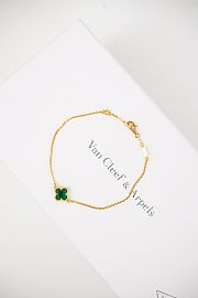 Van Cleef VCA Green Bracelet - 1