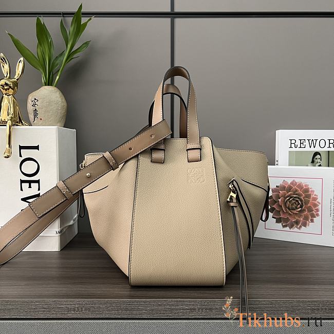 Loewe Hammock Bag Tote Bag Beige 29x14x26m - 1