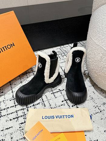 Louis Vuitton LV Ruby Suede Flat Ankle Boot Black