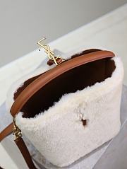 YSL Le 37 Shearling Bag Cream Beige 20x17x13cm - 5