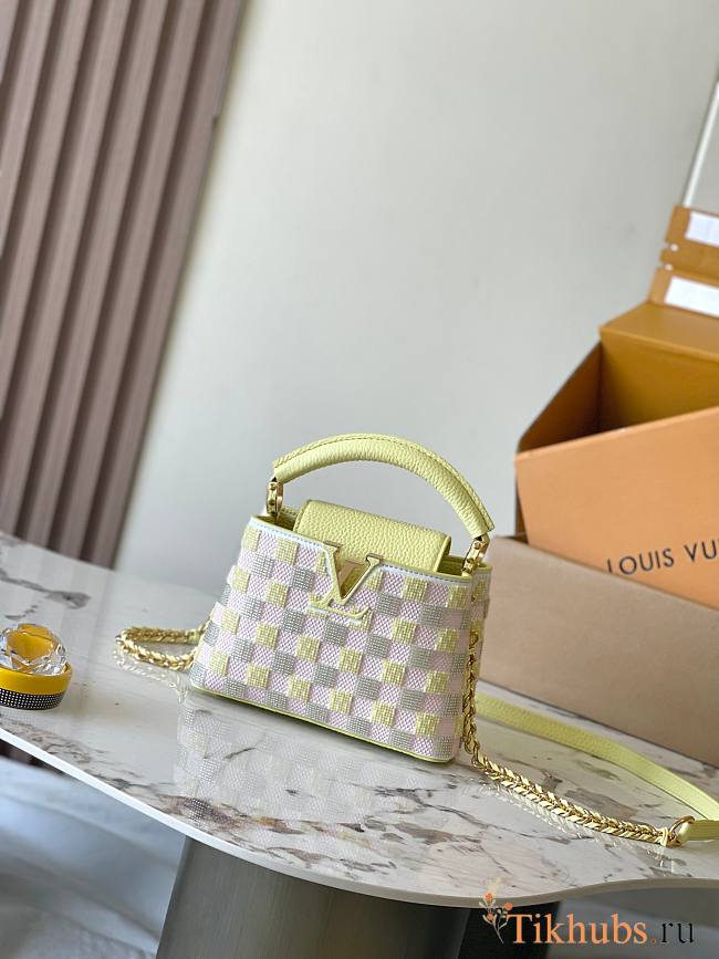 Louis Vuitton LV Capucines Mini Yellow Pink 21 x 14 x 8 cm - 1