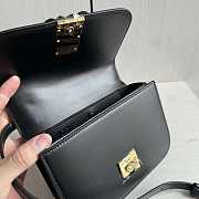 Loewe Goya Shoulder Bag Small Black 22x15cm - 5