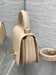 Dior Medium 30 Montaigne Top Handle Bag Beige 19 x 12 x 8 cm - 5