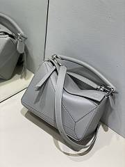 Loewe Puzzle Small Bag Grey Calfskin 24cm - 2