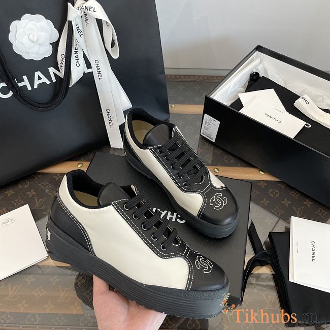 Chanel Black White Sneaker 02 - 1