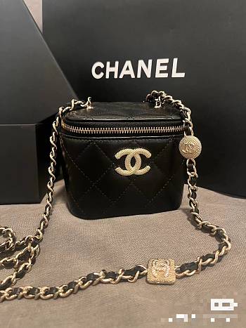 Chanel Vanity Black Bag 11x8.5x7cm