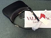 Valentino Garavani Hobo Black Shoulder Bag 30x24x3cm - 3