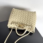 Bottega Veneta Small Andiamo Beige 25x22x10.5cm - 2