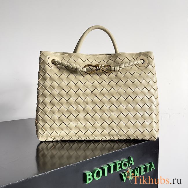 Bottega Veneta Medium Andiamo Beige 32.5x24x12cm - 1