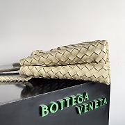 Bottega Veneta Medium Andiamo Beige 32.5x24x12cm - 5