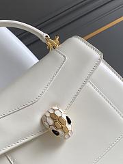 Bvlgari Serpenti Forever Medium Top Handle Bag White 20.5x15x9cm - 2