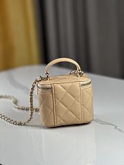 Chanel Mini Top Handle Vanity Beige Lambskin 11x8.5x7cm - 4