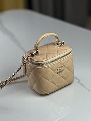 Chanel Mini Top Handle Vanity Beige Lambskin 11x8.5x7cm - 3