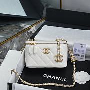 Chanel Vanity Case White Caviar Gold Bag 17cm - 1