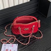 Chanel Clutch Strap Red Velvet Bag 16x11x5.5cm - 2