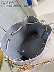 Louis Vuitton LV Bella Bag Grey 22 x 14 x 19 cm - 2