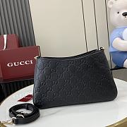 Gucci GG Emblem Small Shoulder Bag Black 29x17x10cm - 2