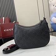 Gucci GG Emblem Small Shoulder Bag Black 25.5x20x5cm - 5