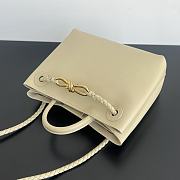 Bottega Veneta Small Andiamo Bag Beige Leather 25x22x10cm - 4