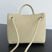 Bottega Veneta Small Andiamo Bag Beige Leather 25x22x10cm - 3