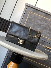 Chanel 24K Flap Bag Black Gold 22x13x7cm - 1