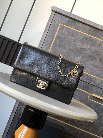 Chanel 24K Flap Bag Black Gold 22x13x7cm