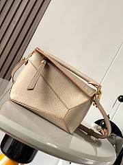 Loewe Puzzle Mini Shoulder Beige Bag 18x12x8cm - 1