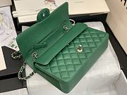 Chanel Flap Bag Green Caviar Silver 25cm - 2