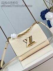 Louis Vuitton LV Twist MM White Bag 23x17x9.5cm - 1