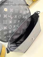 Louis Vuitton LV Pulse Messenger Bag Monogram 26.6x17x11cm - 2