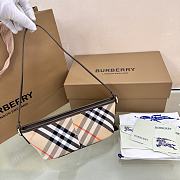 Burberry Check Mini Bag 20x10x9cm - 1