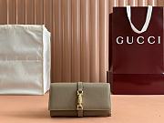 Gucci Jackie 1961 Chain Taupe Wallet 19x10x3cm - 1