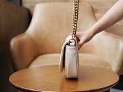 Gucci Marmont Crossbody Bag White 20x15x4cm - 5