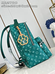 Louis Vuitton LV Discovery PM Green 38x29x20cm - 5