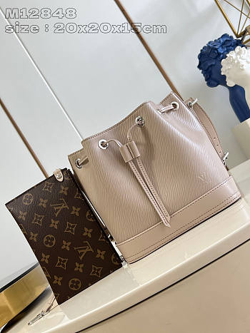 Louis Vuitton LV Noé BB Quartz White Epi 20x15x20cm