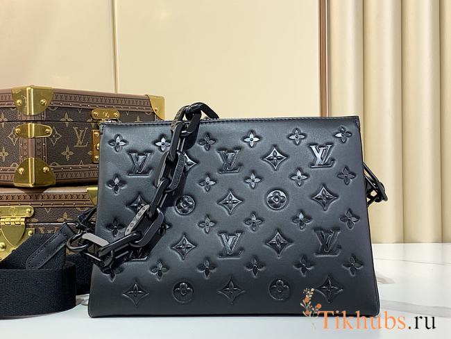 Louis Vuitton LV Coussin PM Black 26x20x12cm - 1