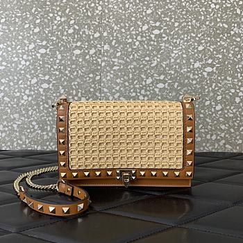 Valentino Garavani Rockstud Raffia Effect Pouch 18.5x12x4cm