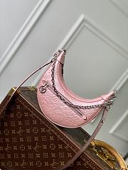 Louis Vuitton LV Loop PM Pink Ostrich 23x13x6cm - 1