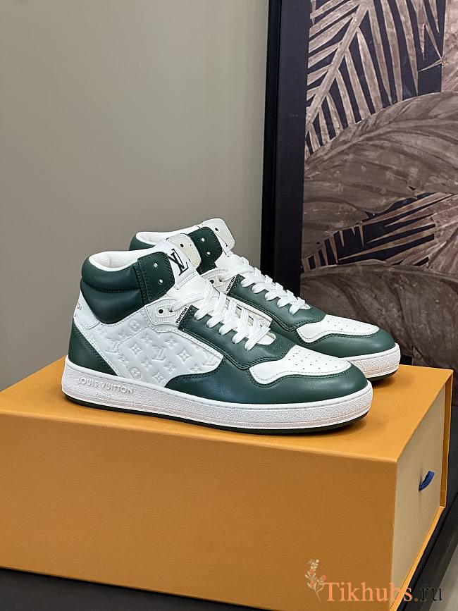 Louis Vuitton LV Stadium Green Sneakers - 1