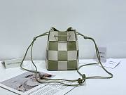 Bottega Veneta Cassette Bucket Green Bag 18x14x14cm - 1