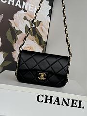 Chanel Small Flap Bag Lambskin Gold Black 21x14x7cm - 1