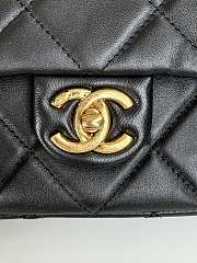 Chanel Small Flap Bag Lambskin Gold Black 21x14x7cm - 3