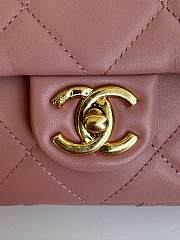 Chanel Small Flap Bag Lambskin Gold Pink 21x14x7cm - 4