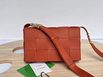 Bottega Veneta Cassette Orange Shoulder Bag 23x15x5.5cm